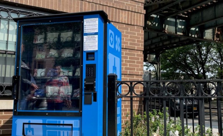 بالصور: بدل الوجبات الخفيفة.. أميركا توفّر آلات بيع مجانية لمدمني المخدرات!