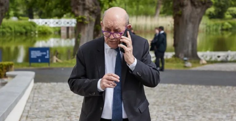 جان إيف لودريان لبنان