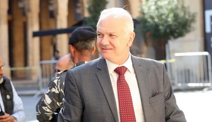 كرم: متمسكون بأزعور.. ولا ثقة بين “التيار” و”القوات”