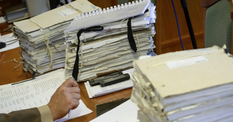 “غطاء حزبي” يُطيح بملف فساد مالي في إحدى الوزارات!