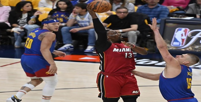 دنفر يباغت ميامي ويتقدم عليه في نهائي الـNBA