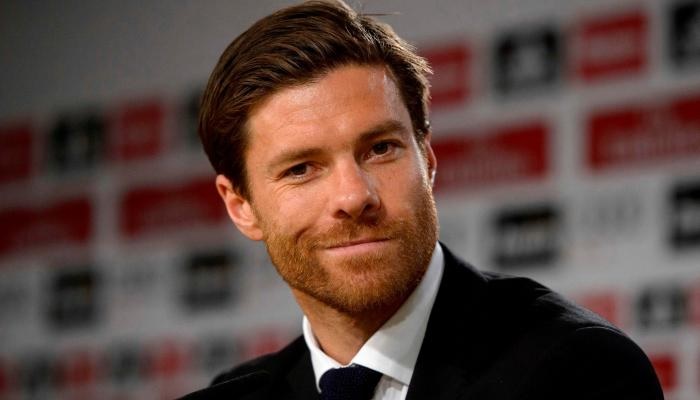 بيريز يحدد مرشحه المفضّل لخلافة انشيلوتي في تدريب الملكي