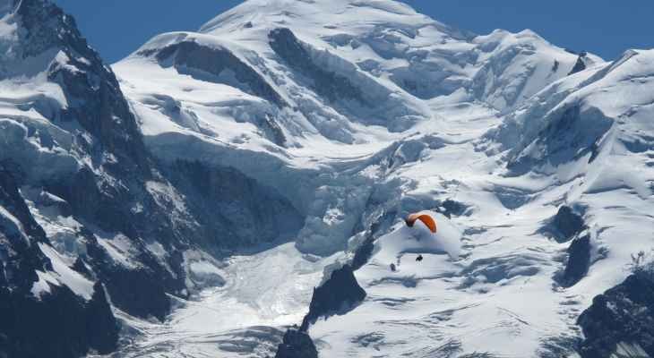 تغريم متسلق فرنسي شهير لنزعه أعمدة إرشادية في مون بلان