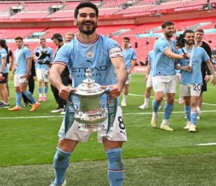 غوندوغان يرغب الانتقال الى برشلونة