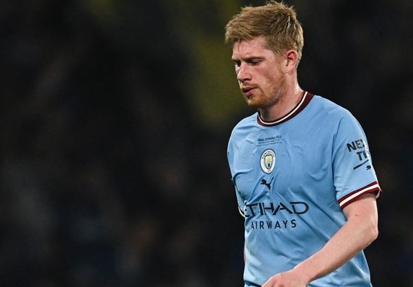 ضربة قوية لمانشستر سيتي.. والسبب كيفن دي بروين