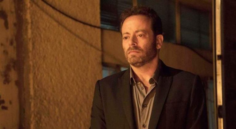 بالصور.. إطلالة جريئة لبديع أبو شقرا