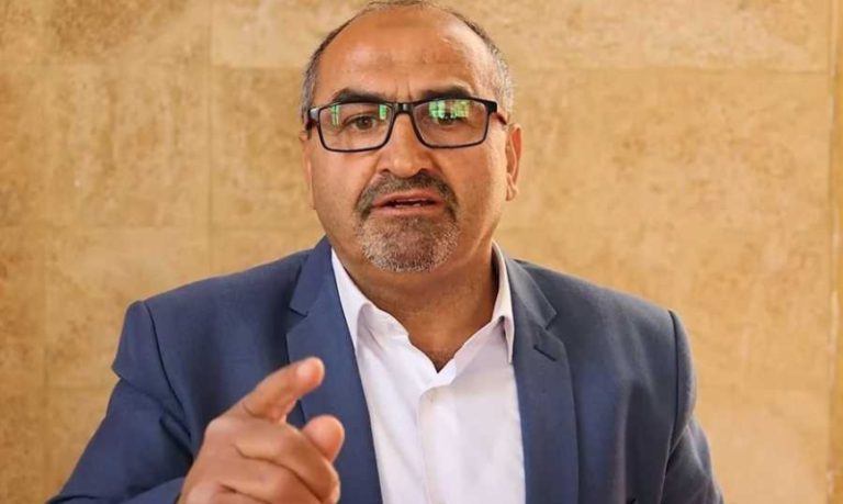 الحشيمي: لست ملحقاً بأحد