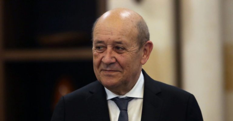 لودريان غادر محمّلاً بالتناقضات: الوقت ليس لصالحكم