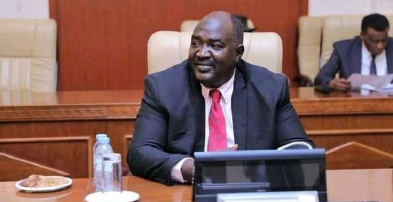 تقاذف الاتهامات بشأن مقتل والي سوداني