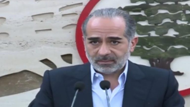 بقرادوني: لا “لوبيات” في القوات