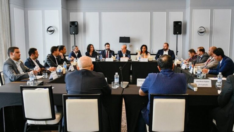 جولة محادثات لحل الأزمة اليمنية في الأردن