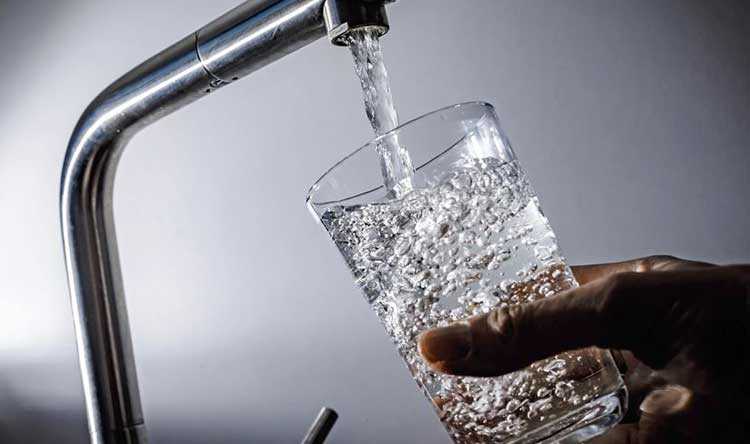 تحاليل لعينات المياه في طرابلس