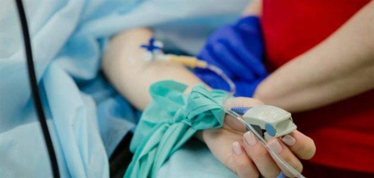 ممثلة مصرية تتعرض لوعكة صحية.. هذا ما كشفته