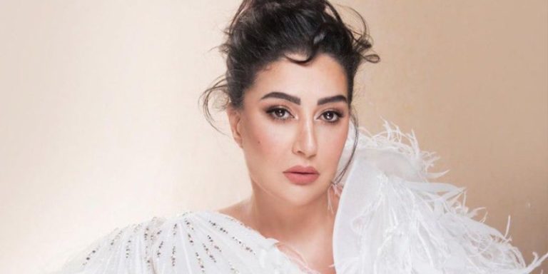 غادة عبد الرازق تفقد هاتفها المحمول