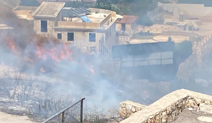 إخماد حريق في كفرصير