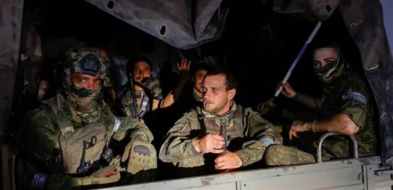 واشنطن وطوكيو تبحثان الوضع في روسيا