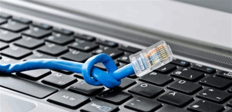 في صور.. لا إنترنت ولا خطوط ثابتة