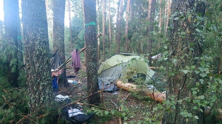 مصرع 8 أشخاص وإصابة 29 بمخيم سياحي إثر إعصار في روسيا