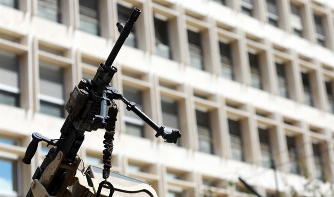 قاضي التحقيق لم “يقتنع” بعد بارتكابات الحاكم!