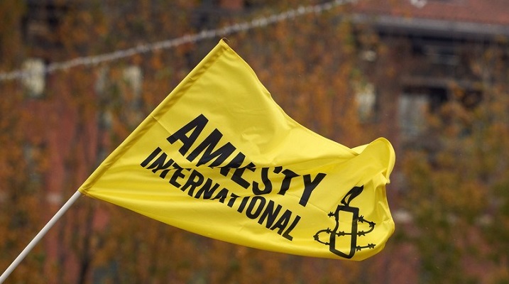 “احتجزوا ظلماً”.. العفو الدولية تدعو الإمارات إلى الإفراج عن 60 سجيناً