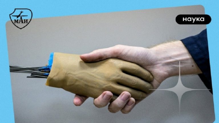 يد إصطناعية من “التيتانيوم” و”اللاتيكس”!