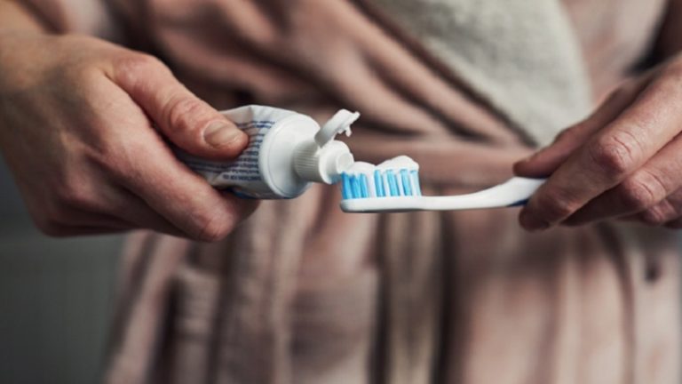 معجون أسنان لإصلاح التسوس؟