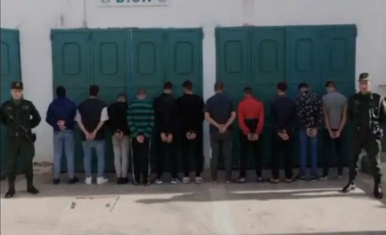 تفكيك شبكة دولية للهجرة غير الشرعية في الجزائر