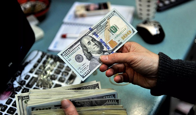 للدولار سعر خاص في القضاء أيضاً..!