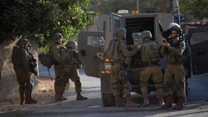 قوات الاحتلال بدأت بالإنسحاب من مخيم جنين