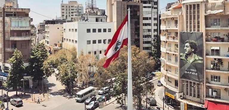 سقوط سيدتين في مصعد.. ووفاتهما