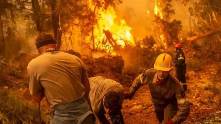 إجلاء الآلاف بفعل حرائق اليونان