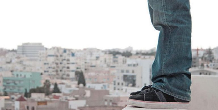 الانتحار إنتحار