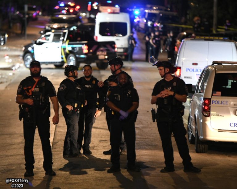 بالصور: مقتل 3 أشخاص وإصابة 8 بإطلاق نار في تكساس الأميركية