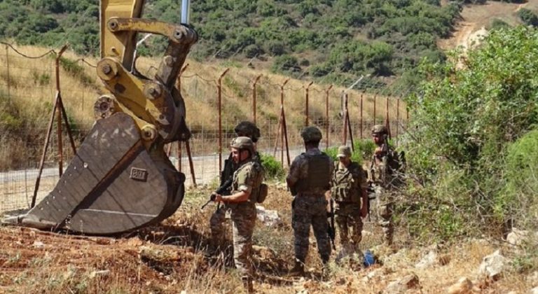 الخط الأزرق