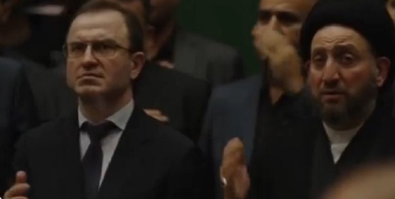 بالفيديو.. السفير الروسي في العراق يندب الحسين