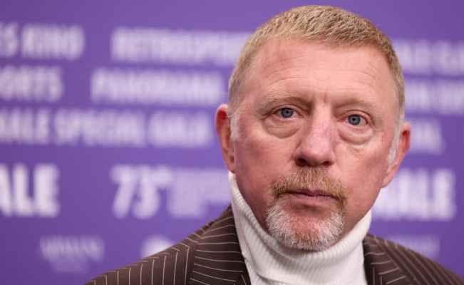 بيكر: الكاراز اصبح الملك الجديد في كرة المضرب