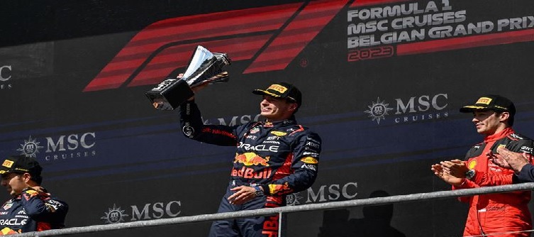 فرستابن يحصد جائزة بلجيكا للفورمولا1