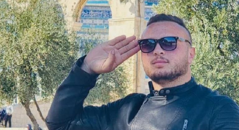 بالفيديو: لحظة إعدام منفّذ عملية تل أبيب البطولية