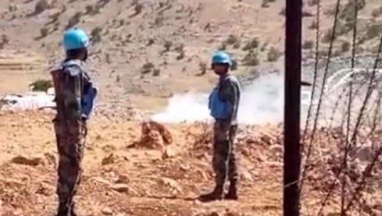 بالفيديو.. طائرة استطلاع للعدو تخرق سماء الجنوب.. ماذا حصل في كفرشوبا؟