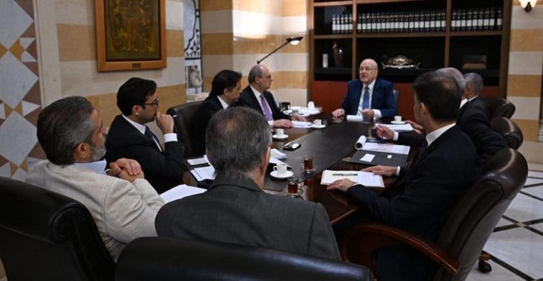 نواب الحاكم يتراجعون عن الاستقالة