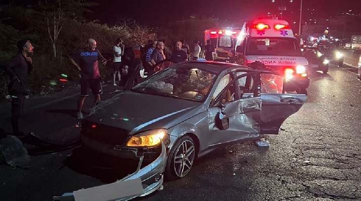 بالصور.. 5 جرحى في حادث سير مروّع