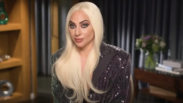 بعدما إستعادت كلابها.. القضاء ينصف ليدي غاغا