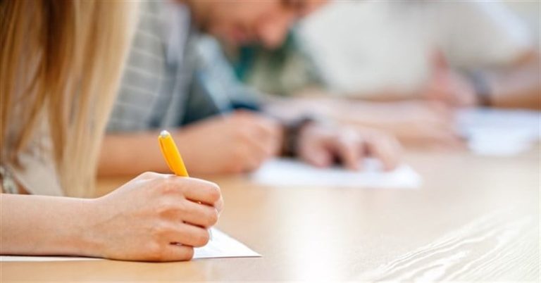 “التربية” تنفي صدور نتائج “البكالوريا” اليوم