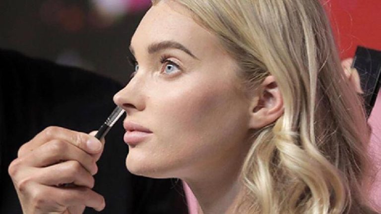 بالفيديو.. ما هي موضة “الحورية الأغريقية”؟