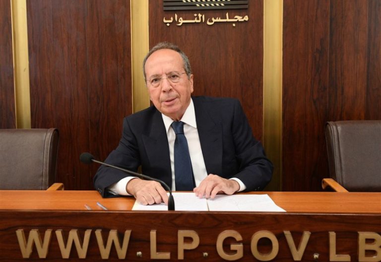 جميل السيد: إذا هرب الربان عند غرق السفينة “بيعدموهم على الشط”