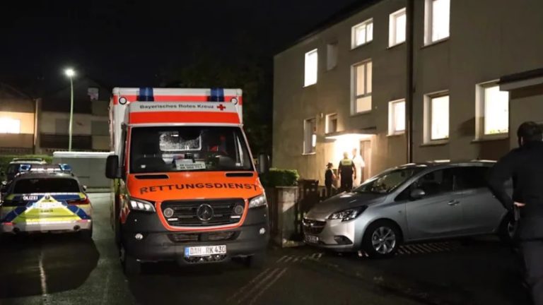 بالصورة.. رجل يقتحم مبنيين سكنيين ويقتل 3 أشخاص في ألمانيا