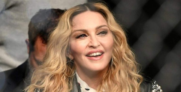 بعد إصابتها بعدوى بكتيرية.. مادونا تغادر المستشفى