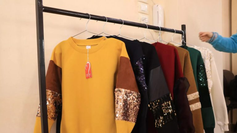 إبتكار روسي جديد.. ملابس ذكية موصولة بالكهرباء