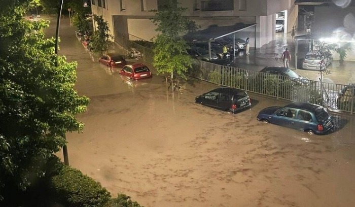 بالفيديو.. فيضانات مدمرة في إسبانيا