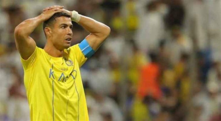 بالفيديو.. رونالدو يثير الجدل بتصرف “غير لائق”!